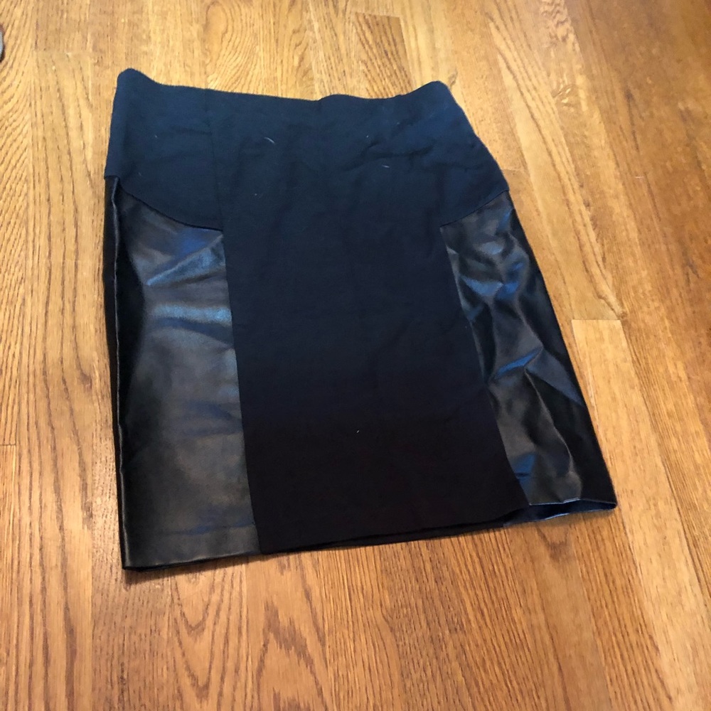 Little black skirt